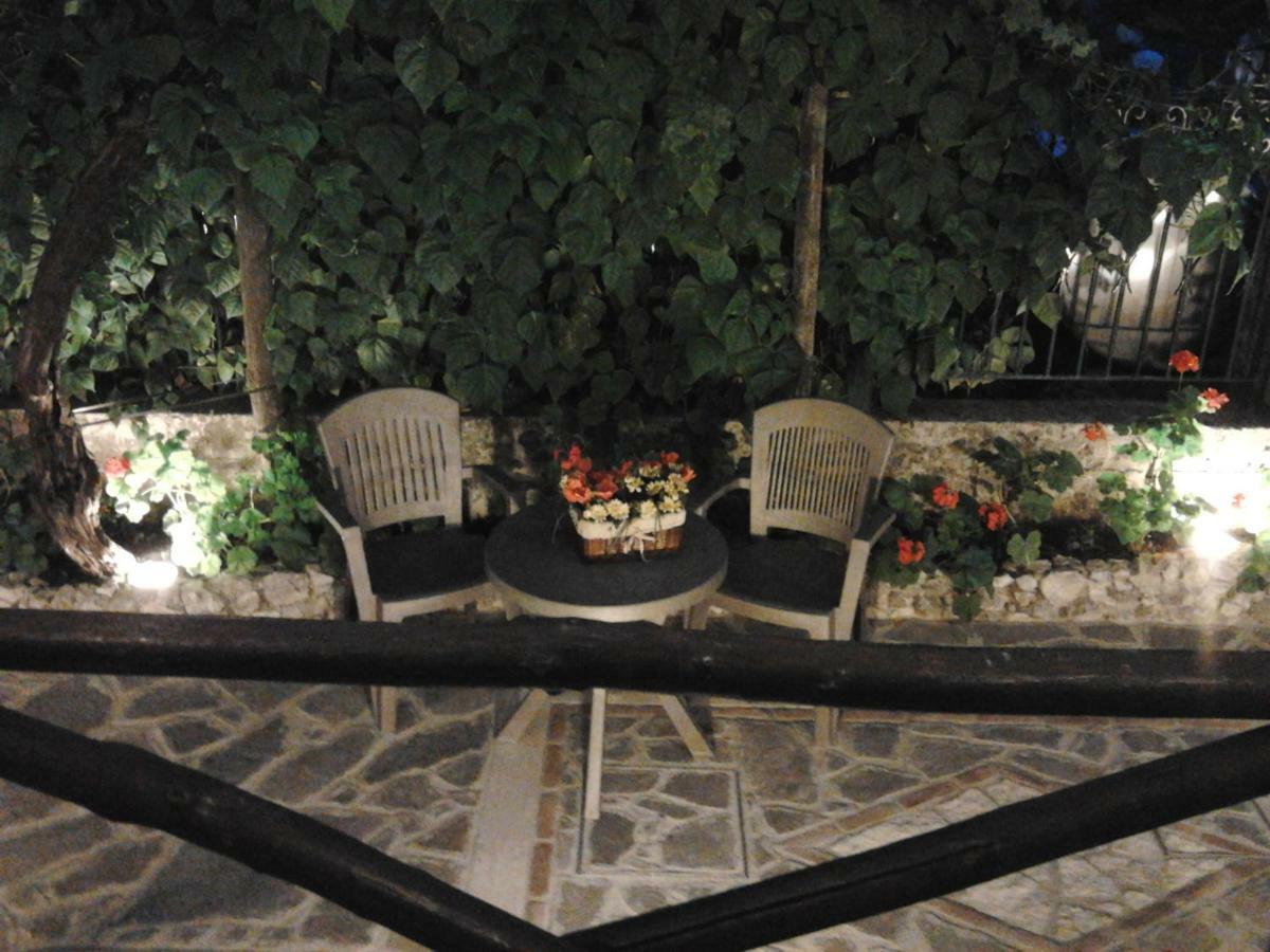 Residenza Antico Borgo Del Pozzo Aparthotel Tramonti Kültér fotó
